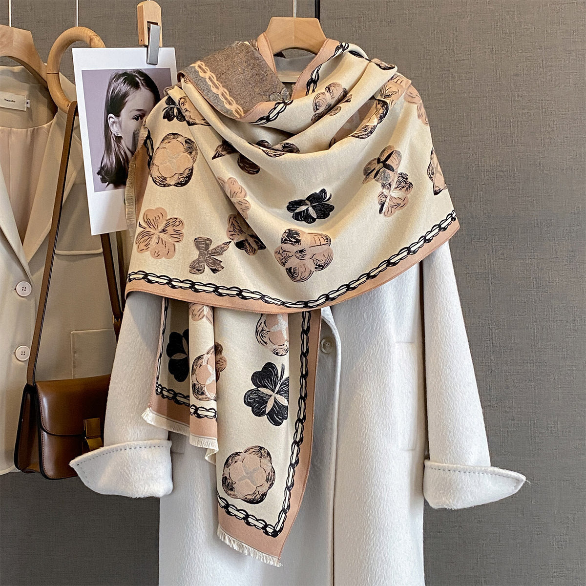 Antique Petals Shawl