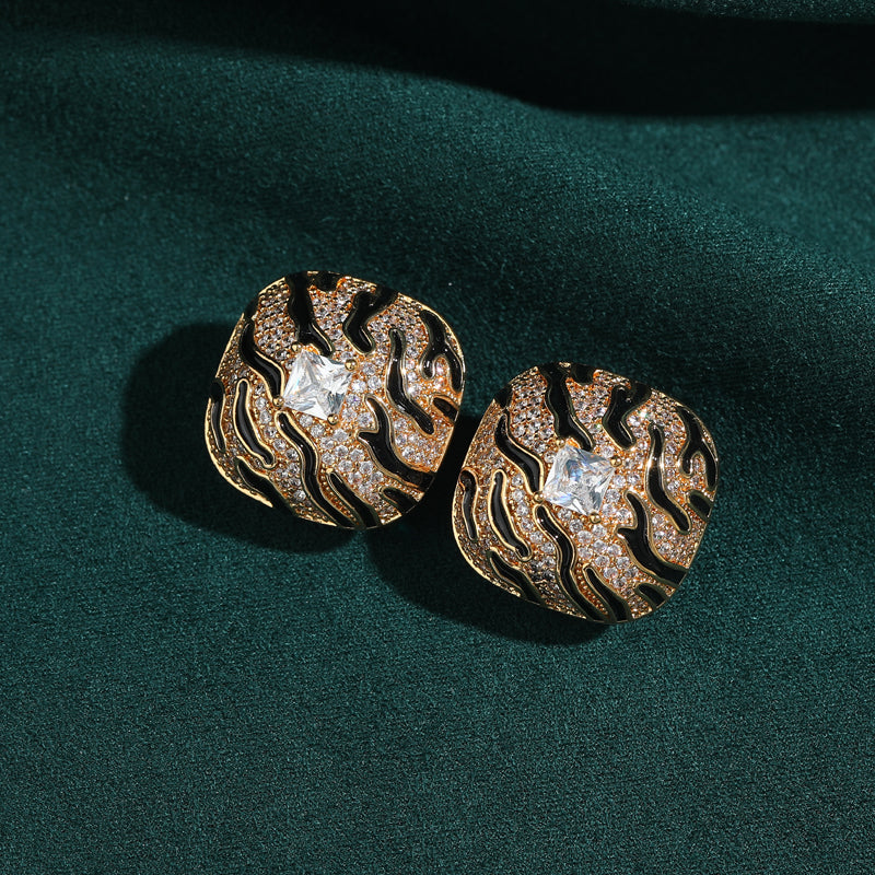 Golden Onyx Antique Earrings