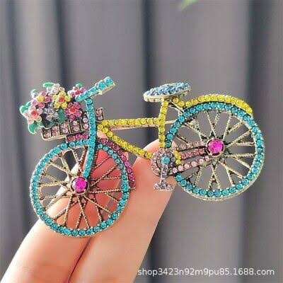 Petal Ride Brooch