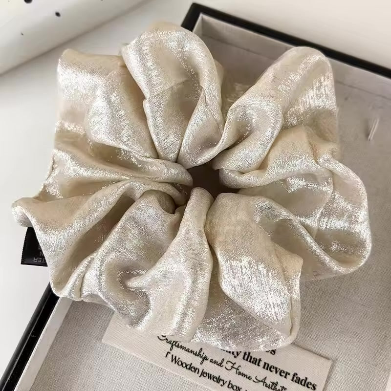 Veloura Scrunchie