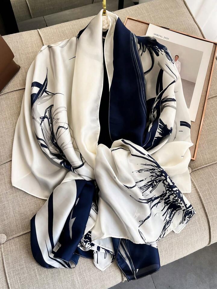 Sketch Petal Silk Stole