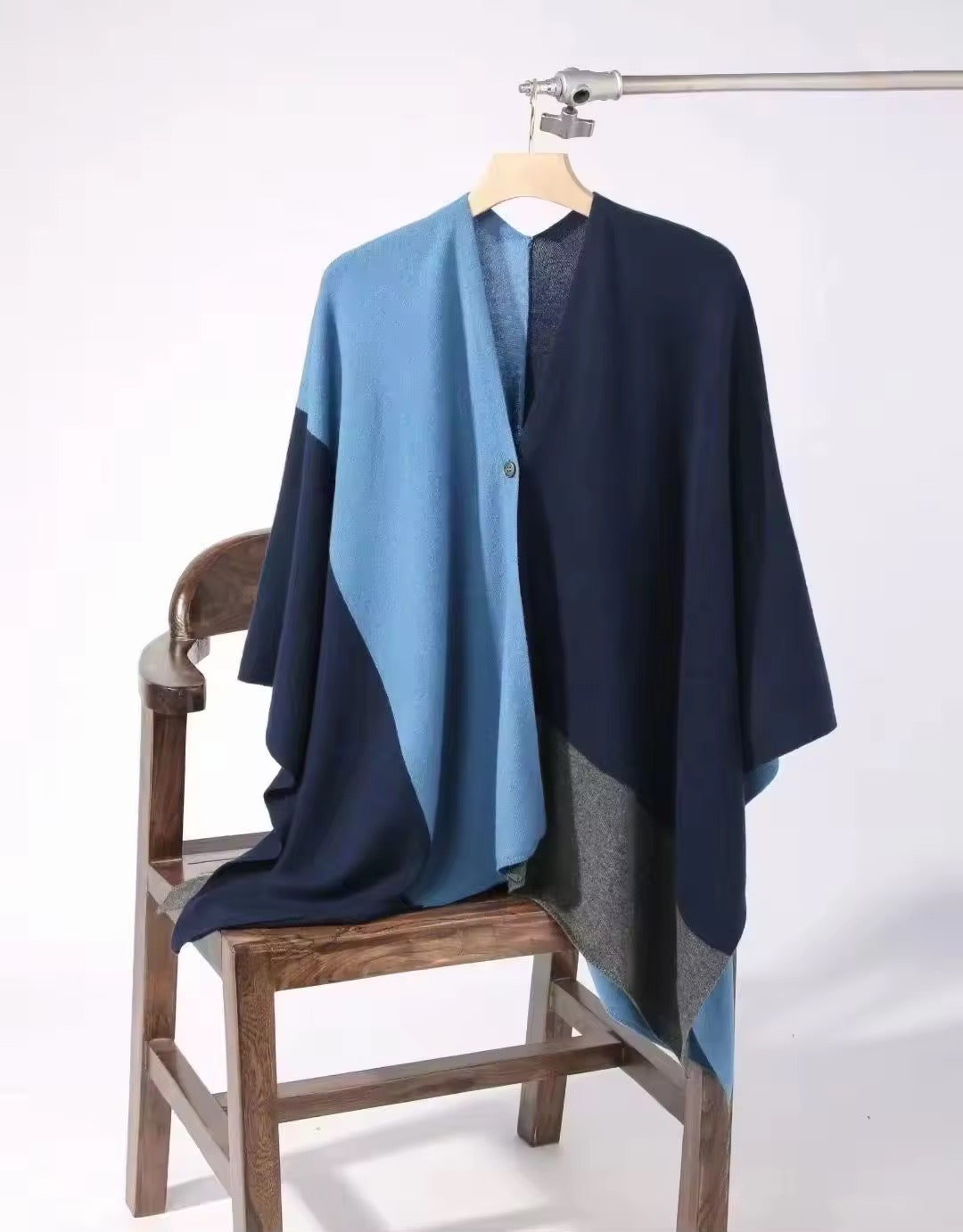 Artic Flow Pure Wool Poncho