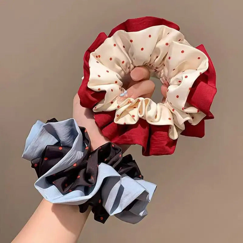 Lushly Scrunchie