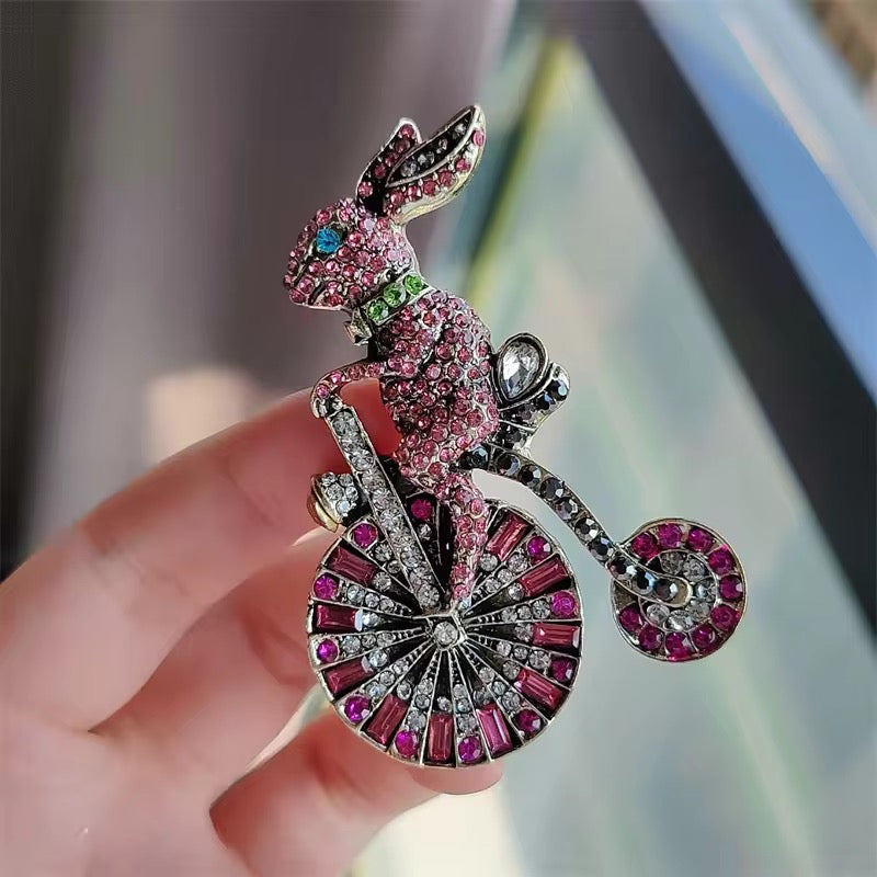 Rosy Spin Brooch
