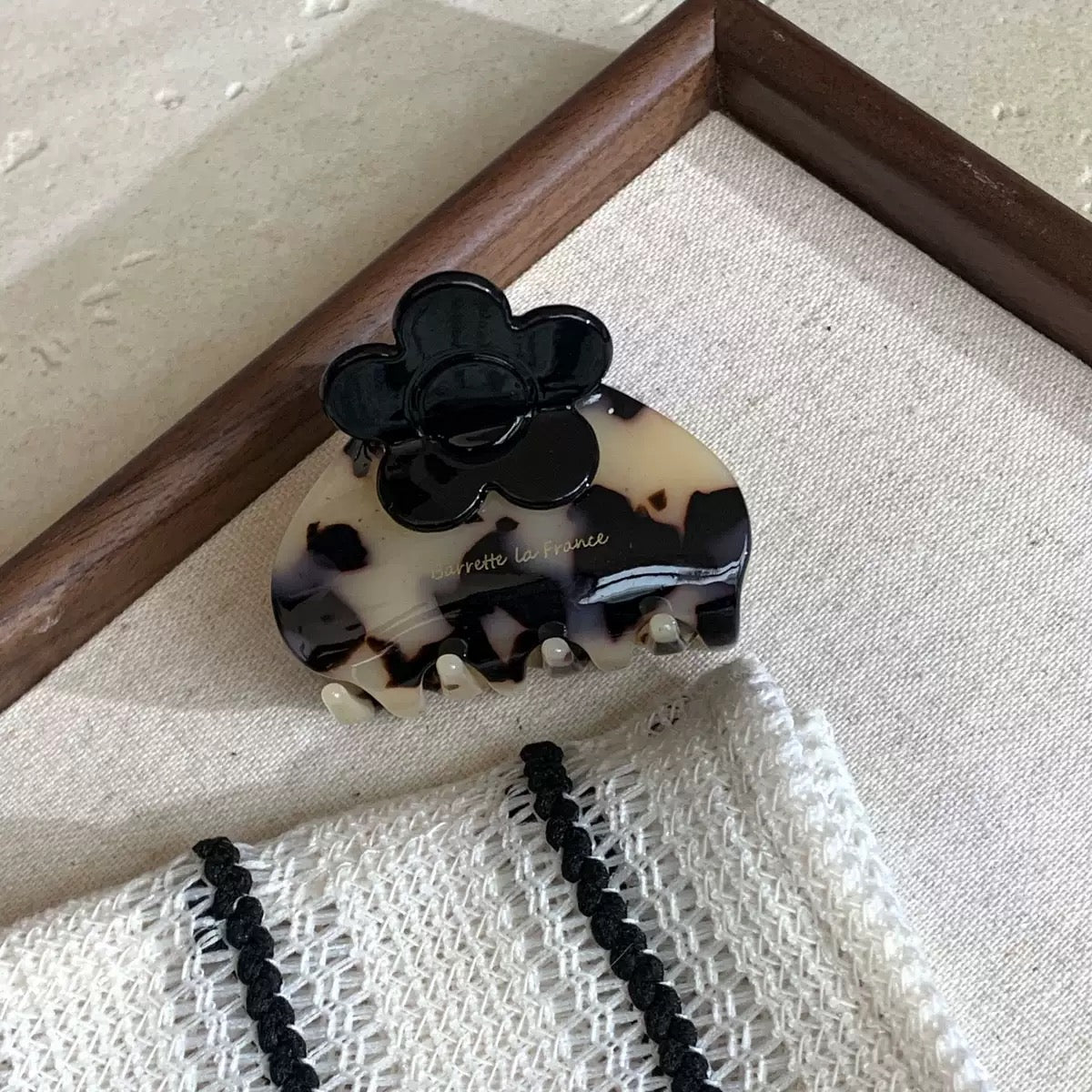 Flora Mosaic Claw Clip