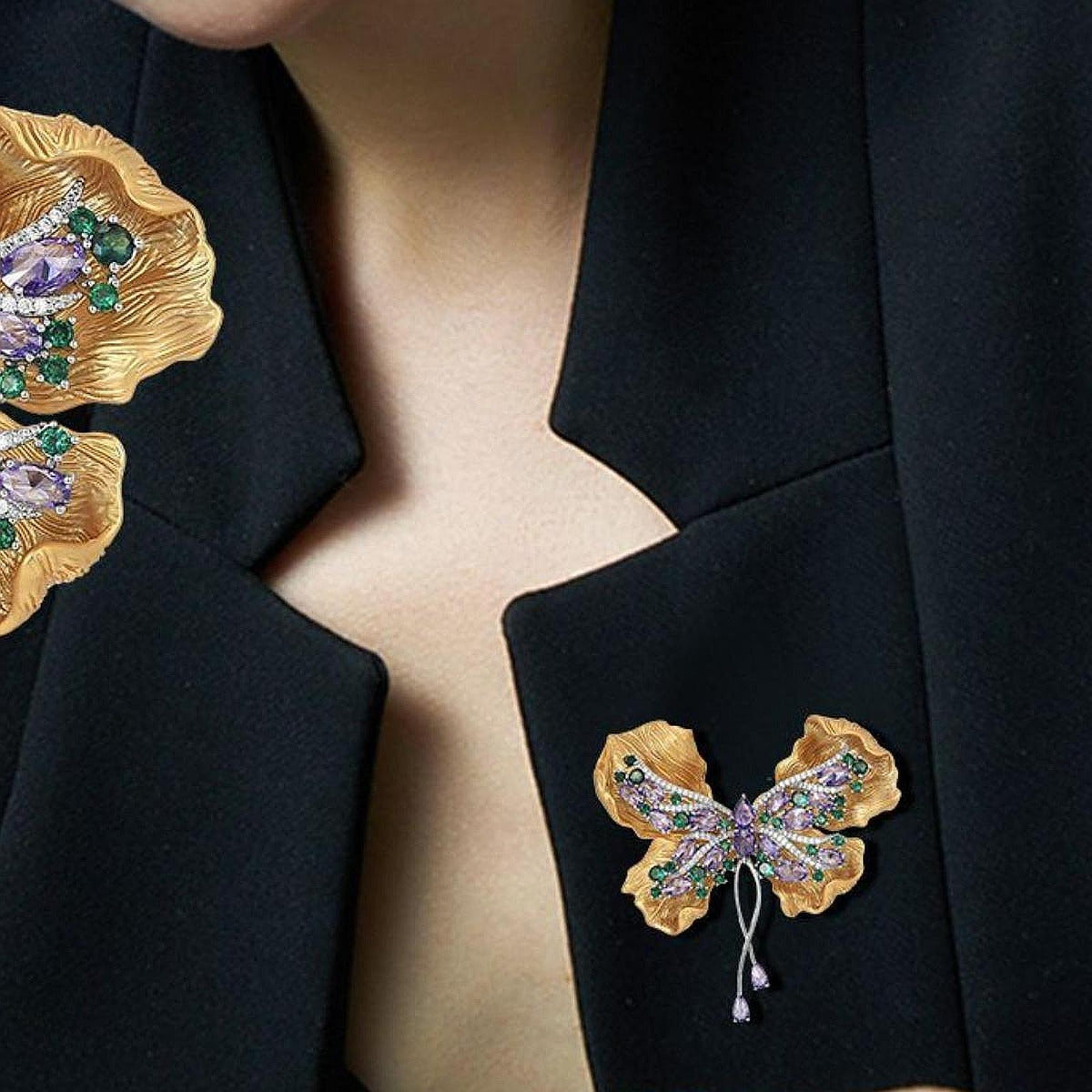 Flutura Zirconia Brooch