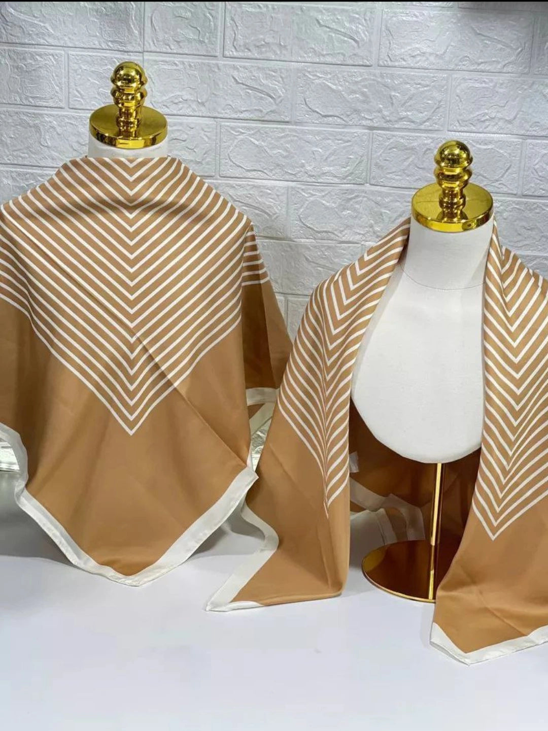 Tali Silk Scarf (90 × 90 cm)