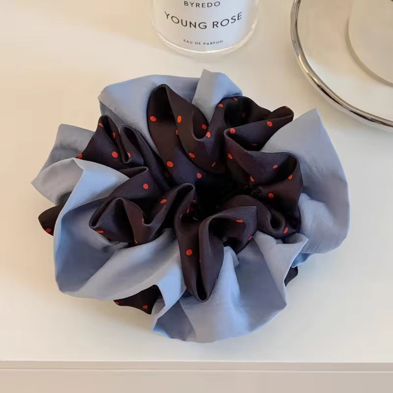 Lushly Scrunchie