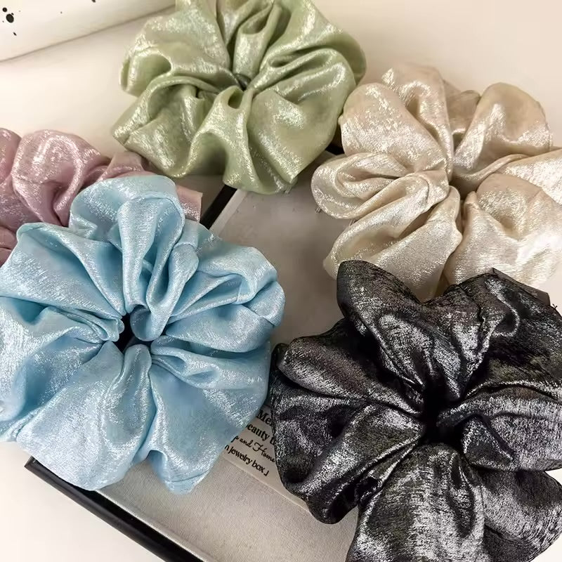 Veloura Scrunchie