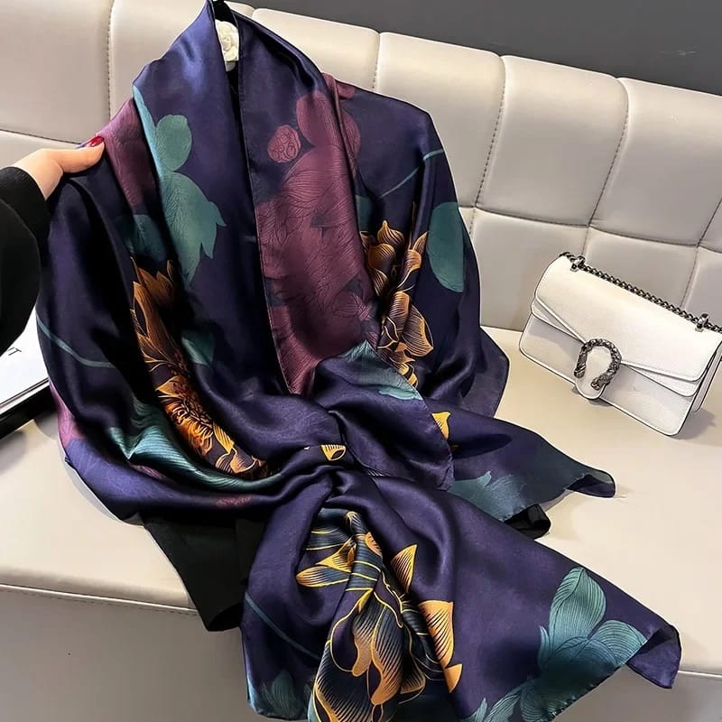 Duchess Silk Stole
