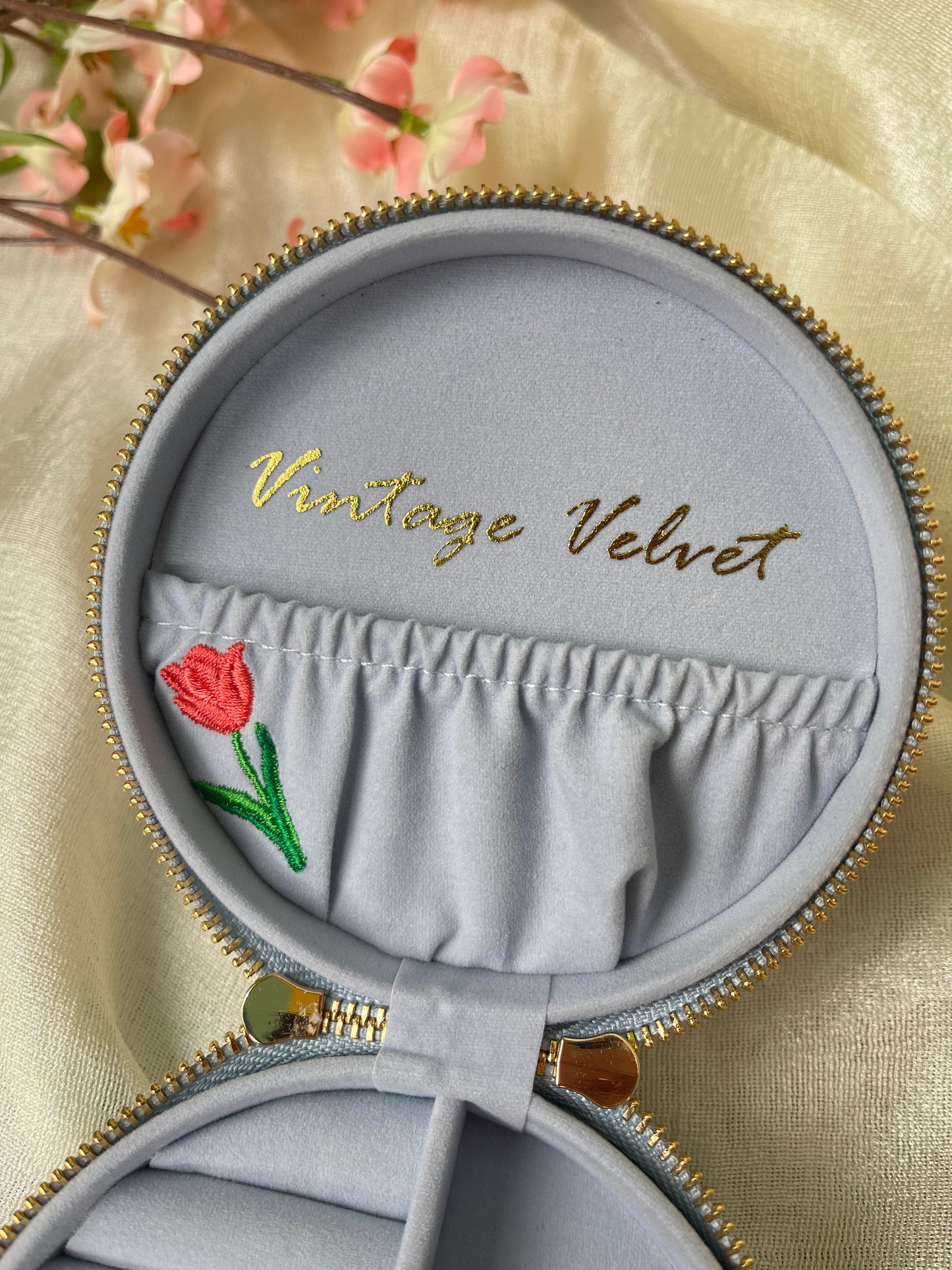 Pine Round Embroidered Jewelry Box