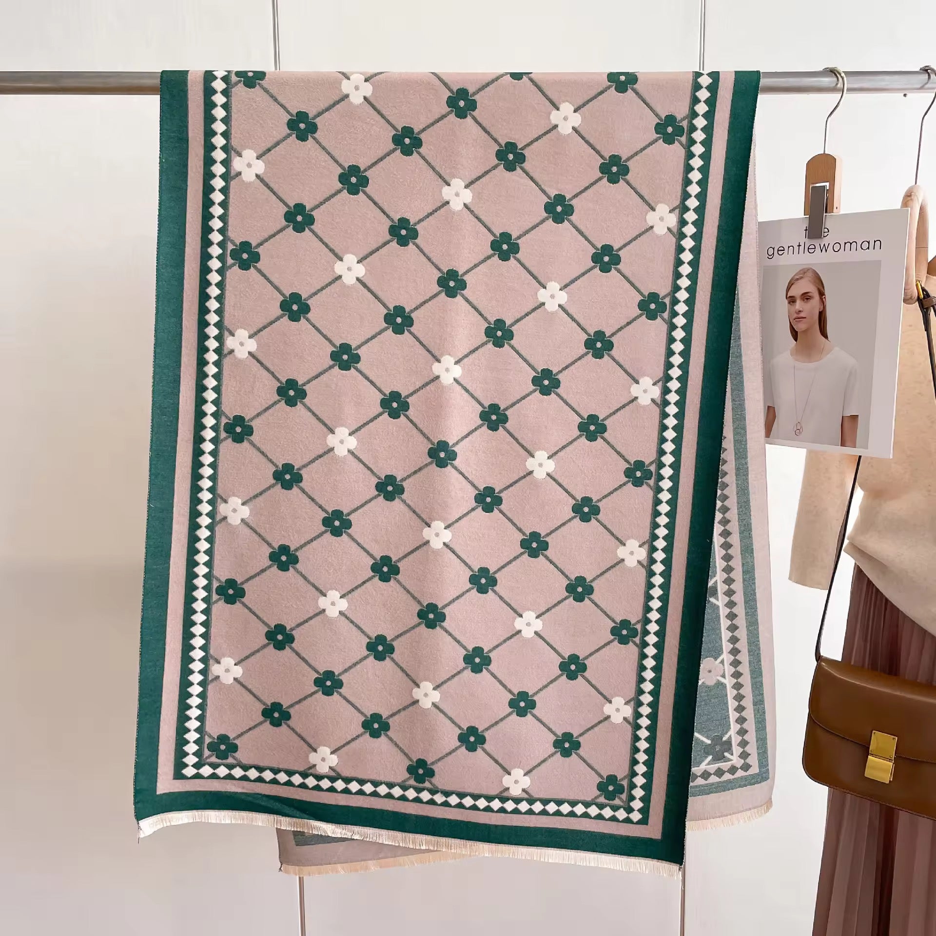 Calista Shawl