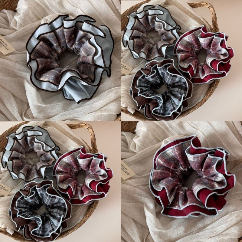 Clara Scrunchie