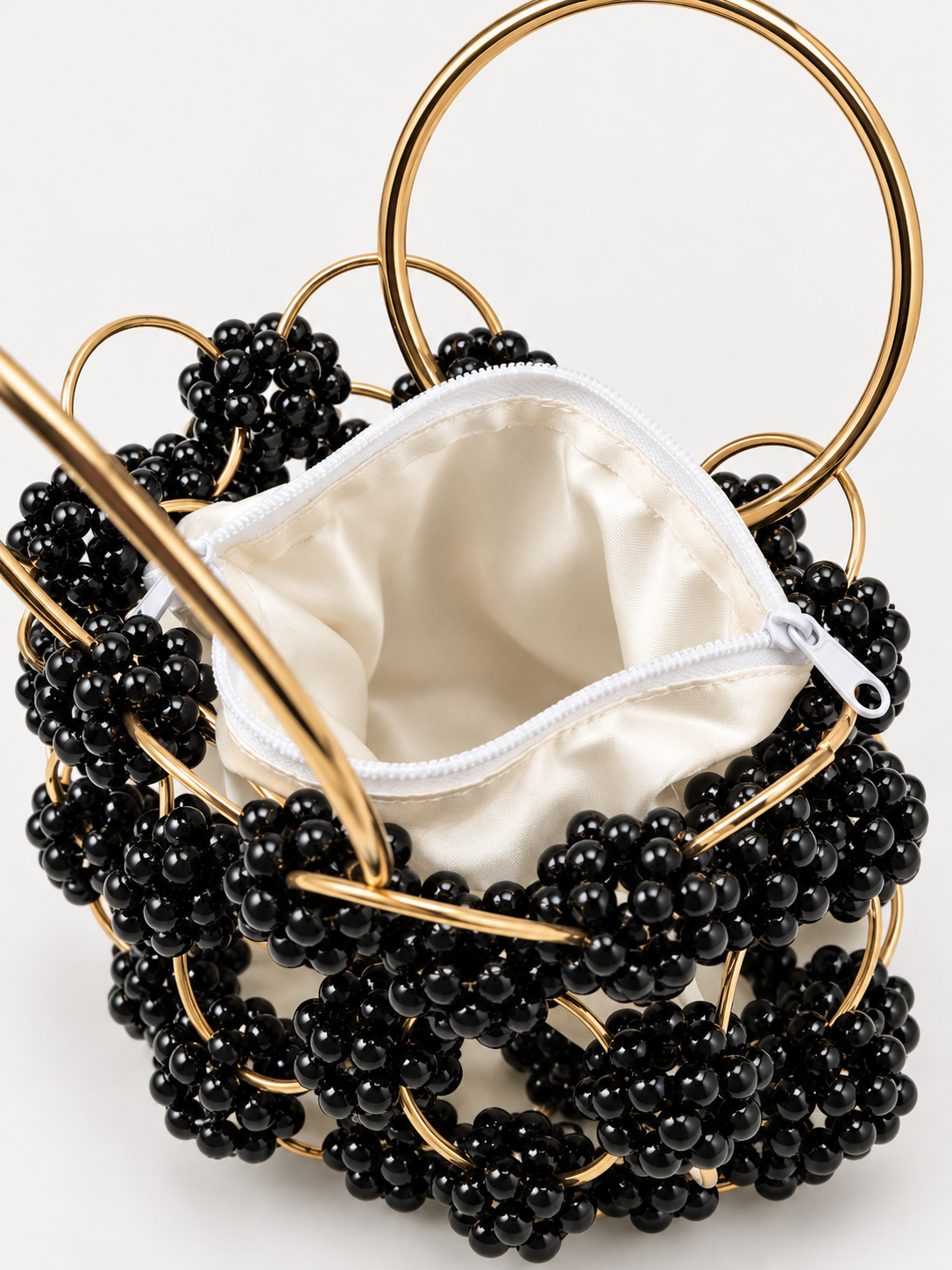 Aurette Pearl Evening Bag (Black)