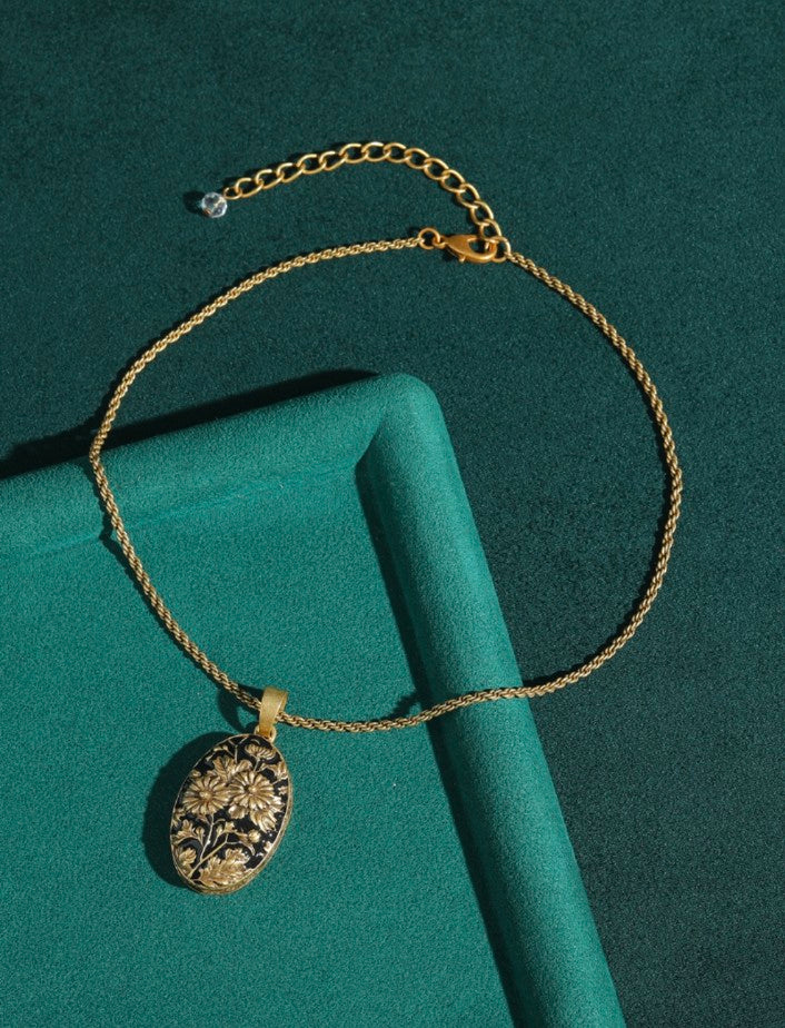Sunflower Antique Necklace