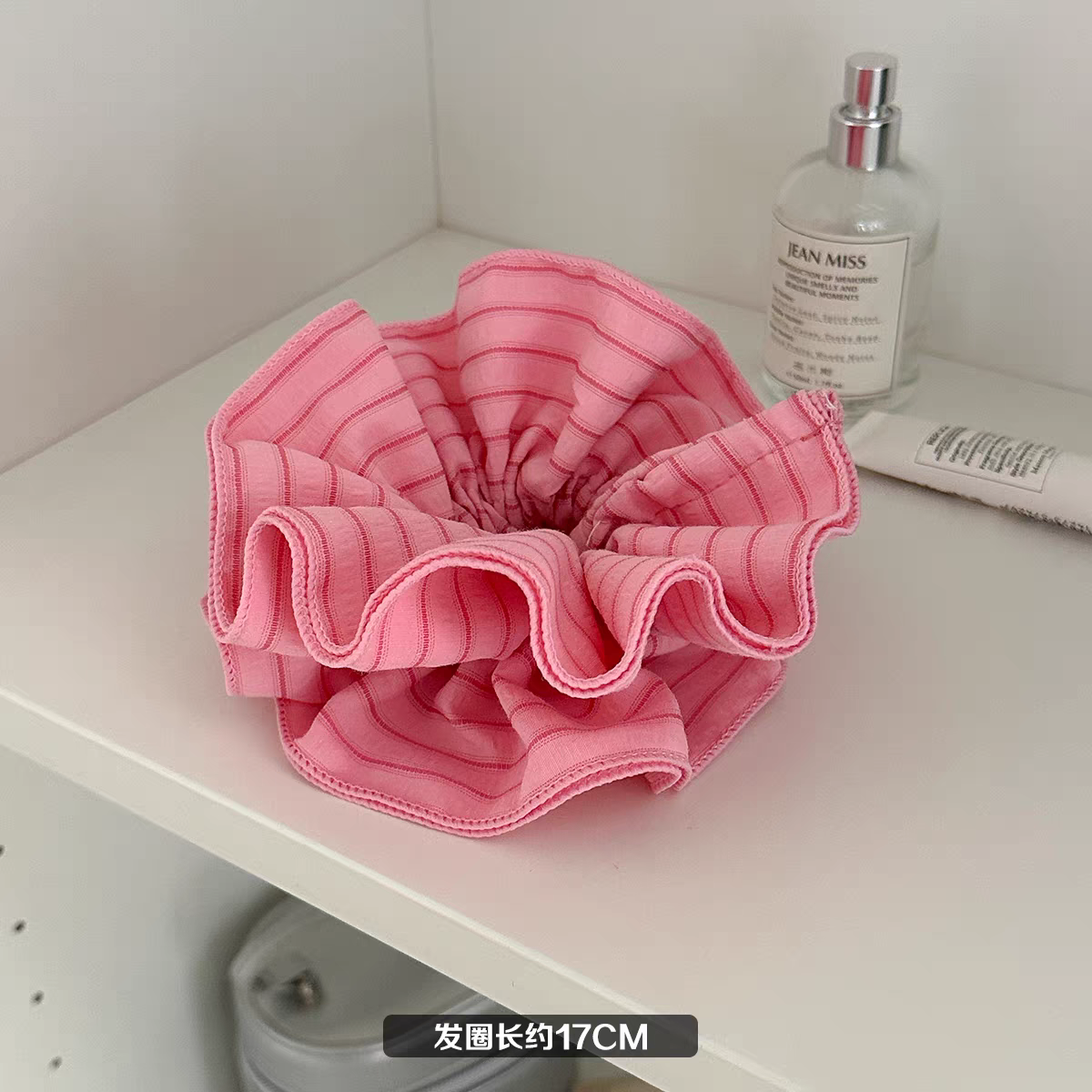 Burgelle Scrunchie
