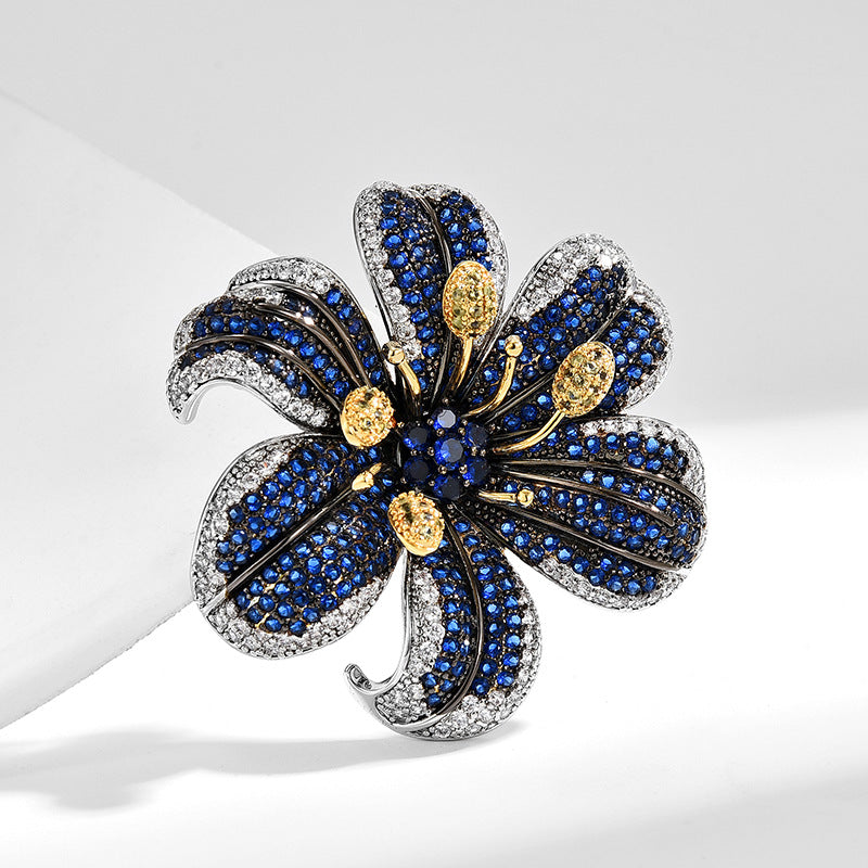 Noirella Zirconia Brooch