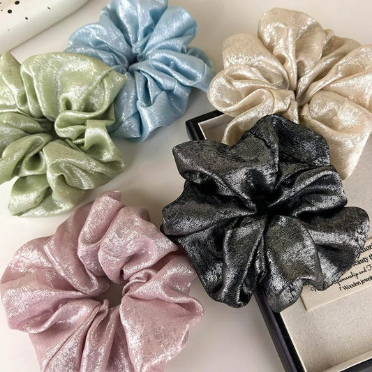 Veloura Scrunchie