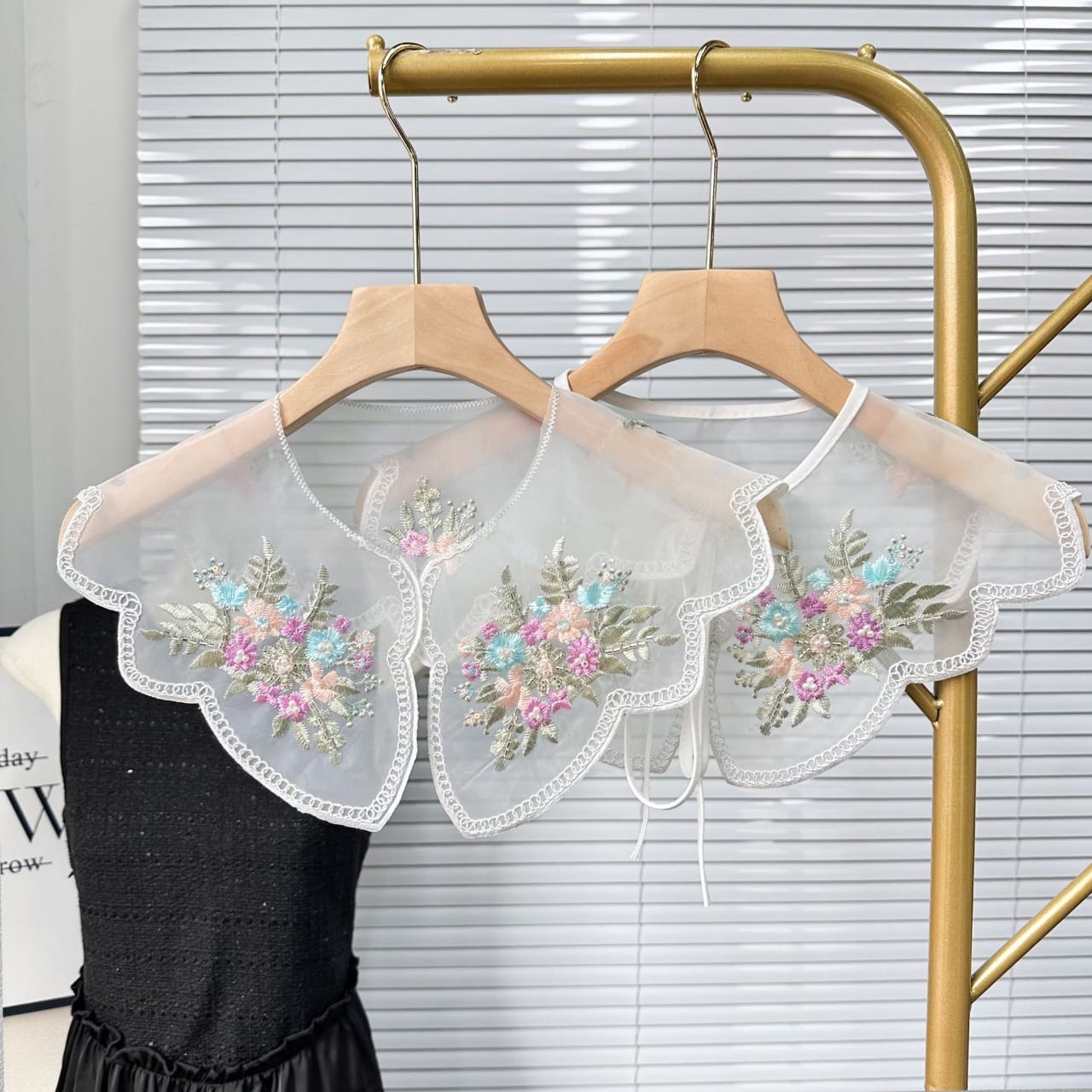 Rosalisse Collar Scarf