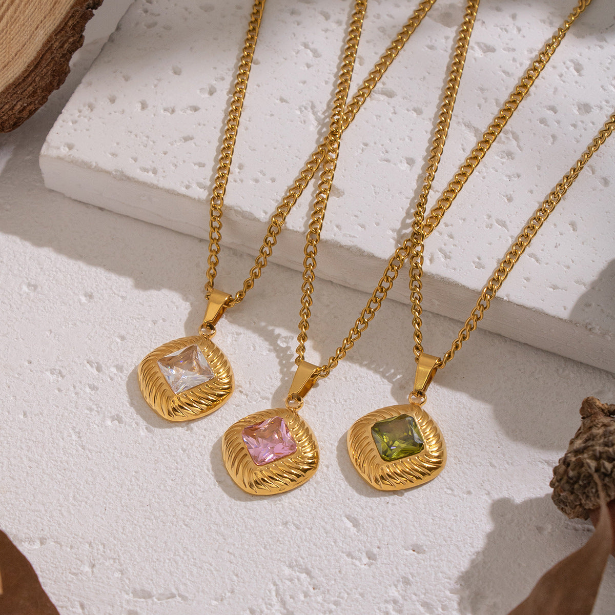 Carved Amour SS Necklace