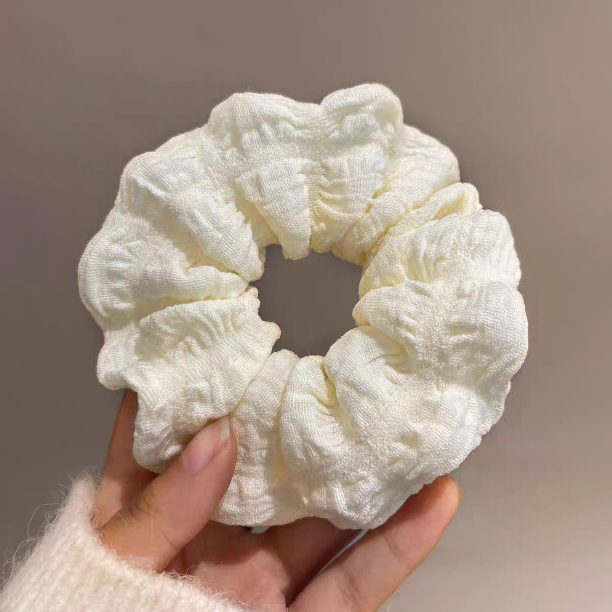 Cozy Tiwst Scrunchie