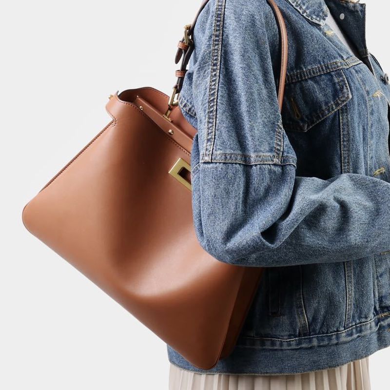 Tasia Genuine Leather Handbag (Tan)