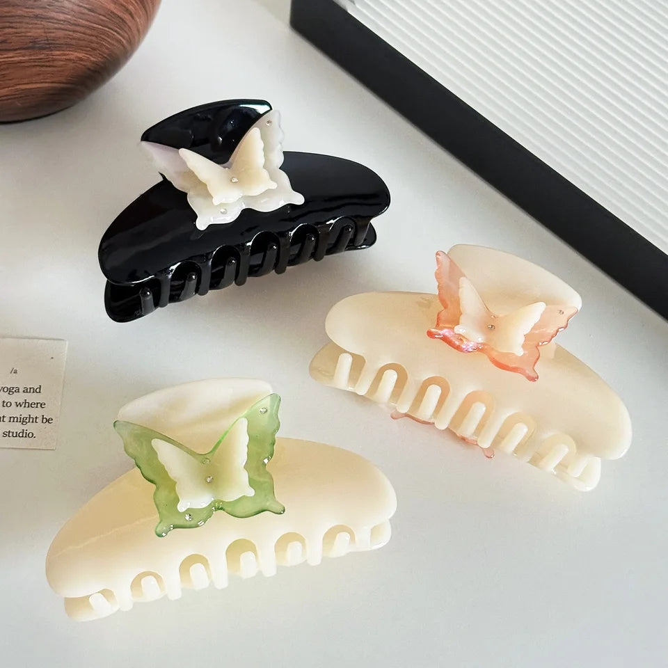 Lunafly Claw Clip