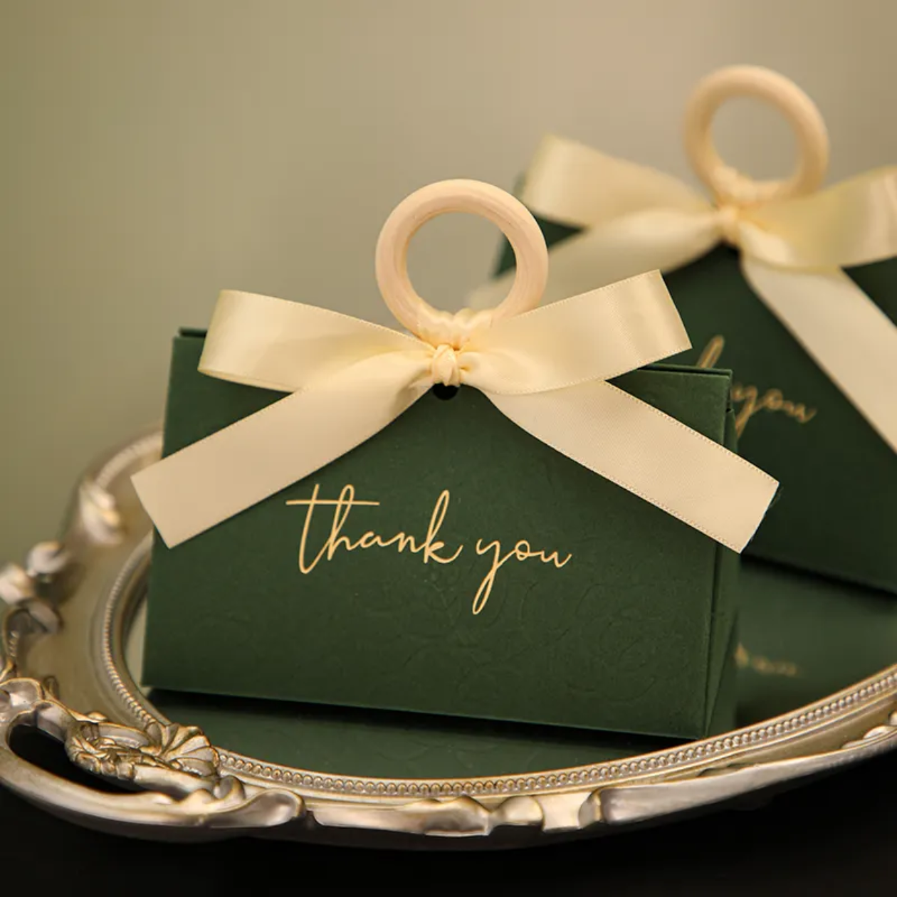 Dove Paper Gift Bag (Green)