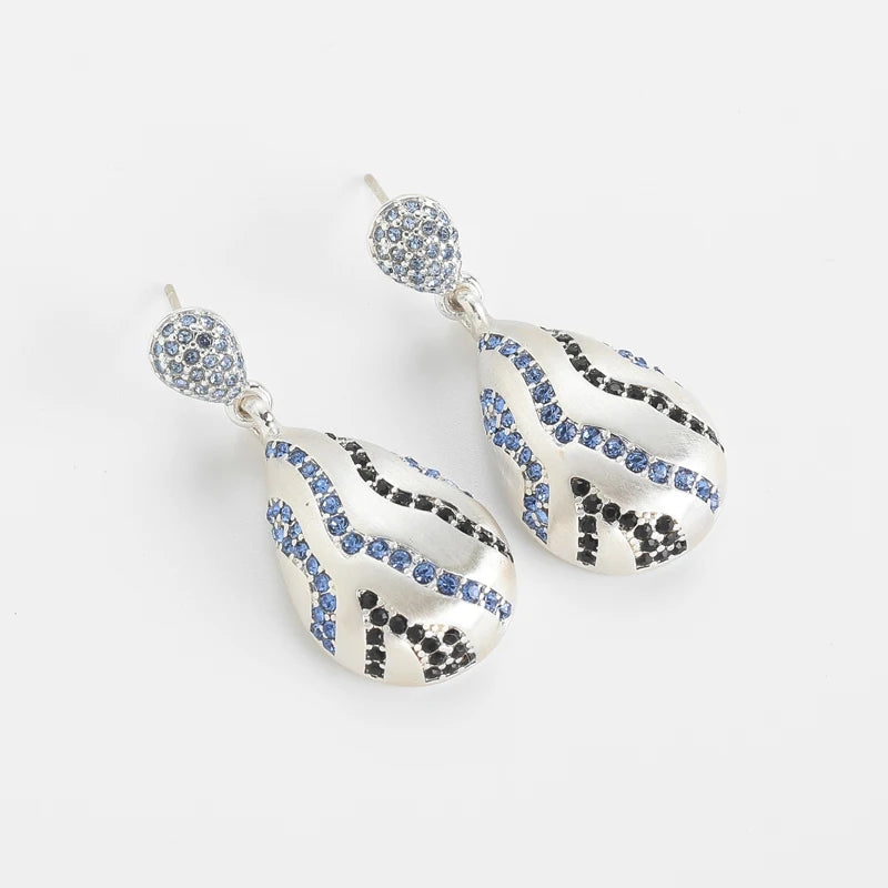 Nightfall Spark Antique Earrings (Silver)