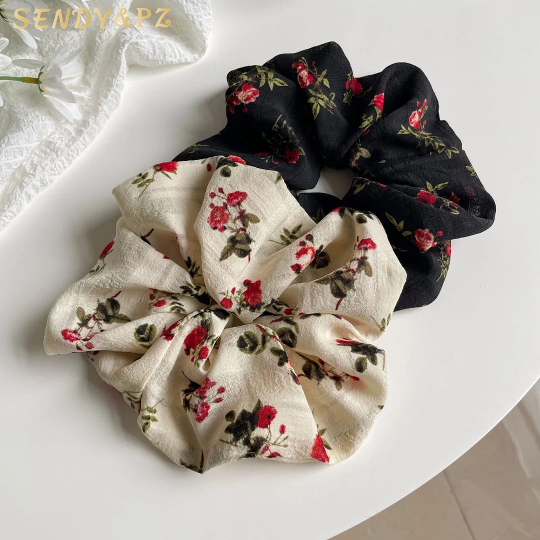 Vanta Scrunchie