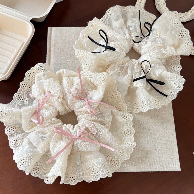 Luma Scrunchie