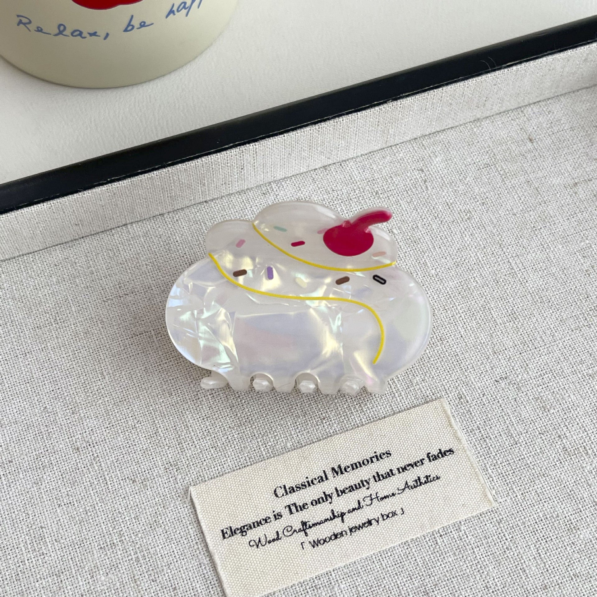 Patisserie Claw Clip