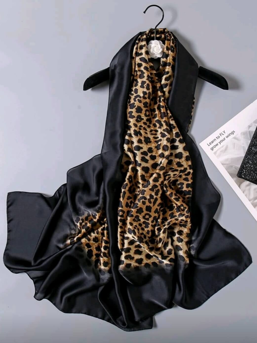 Animal Print black Stole