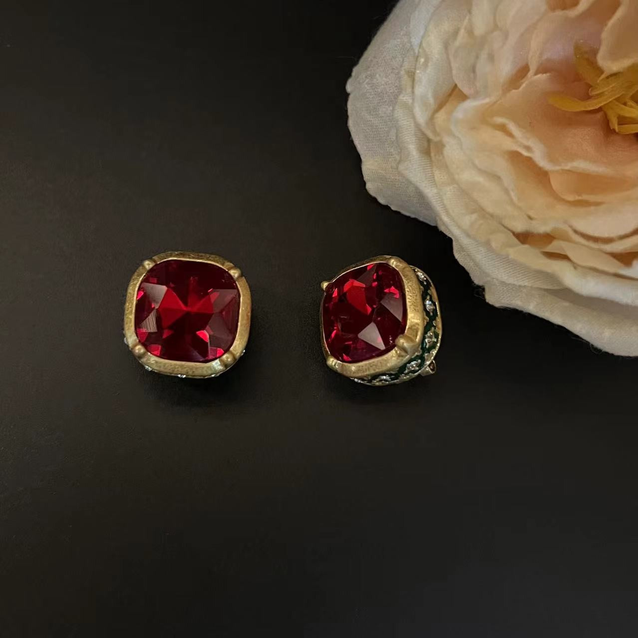 Rubira Antique Earrings