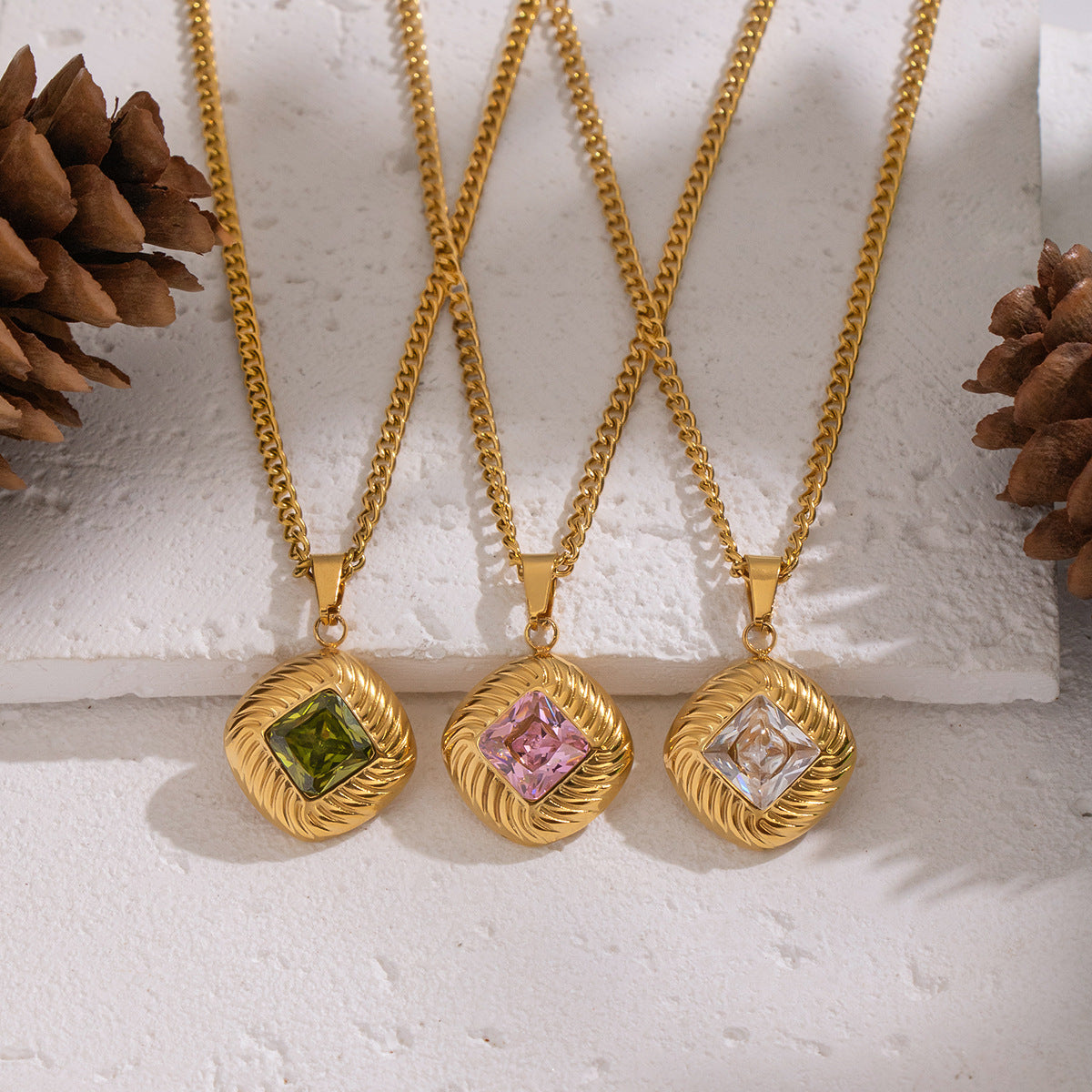 Carved Amour SS Necklace