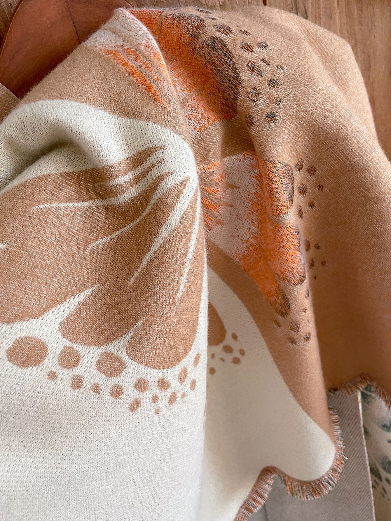 Oat Cloud Shawl