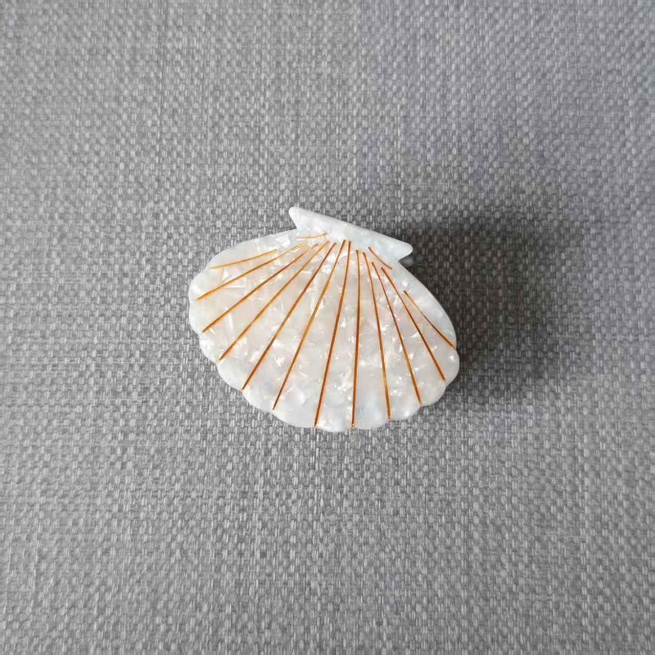 Coastal Shell Claw Clip