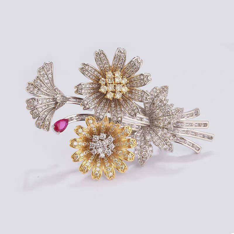 Sunmeadow Zirconia Brooch