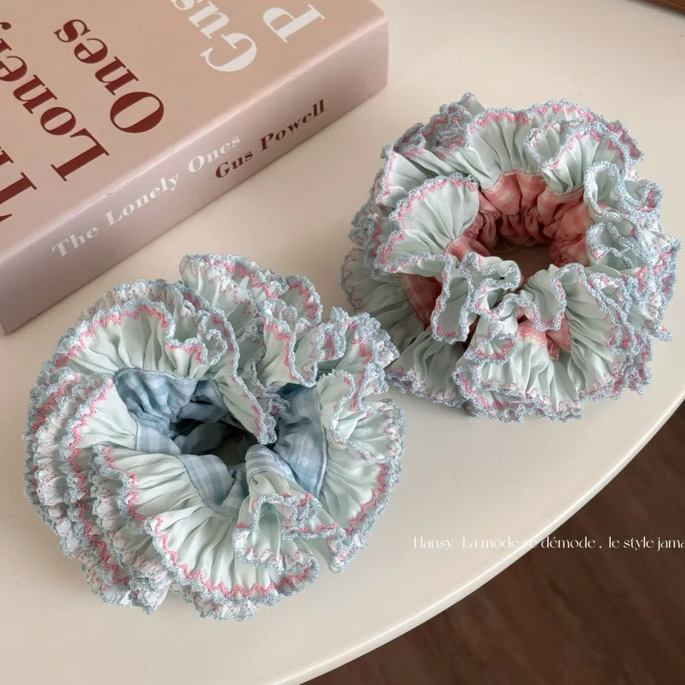 Cravelle Scrunchie