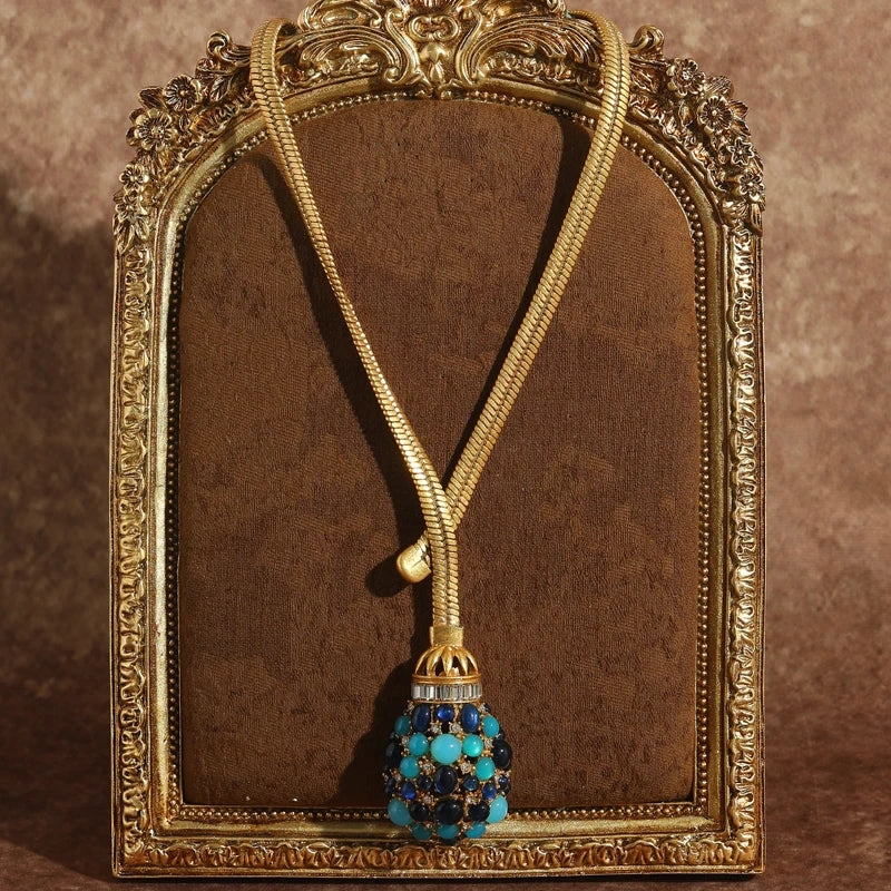 Lunashade Chain Blue Bulb Antique Necklace