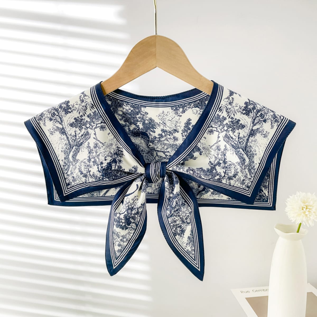 Mist Collar Scarf