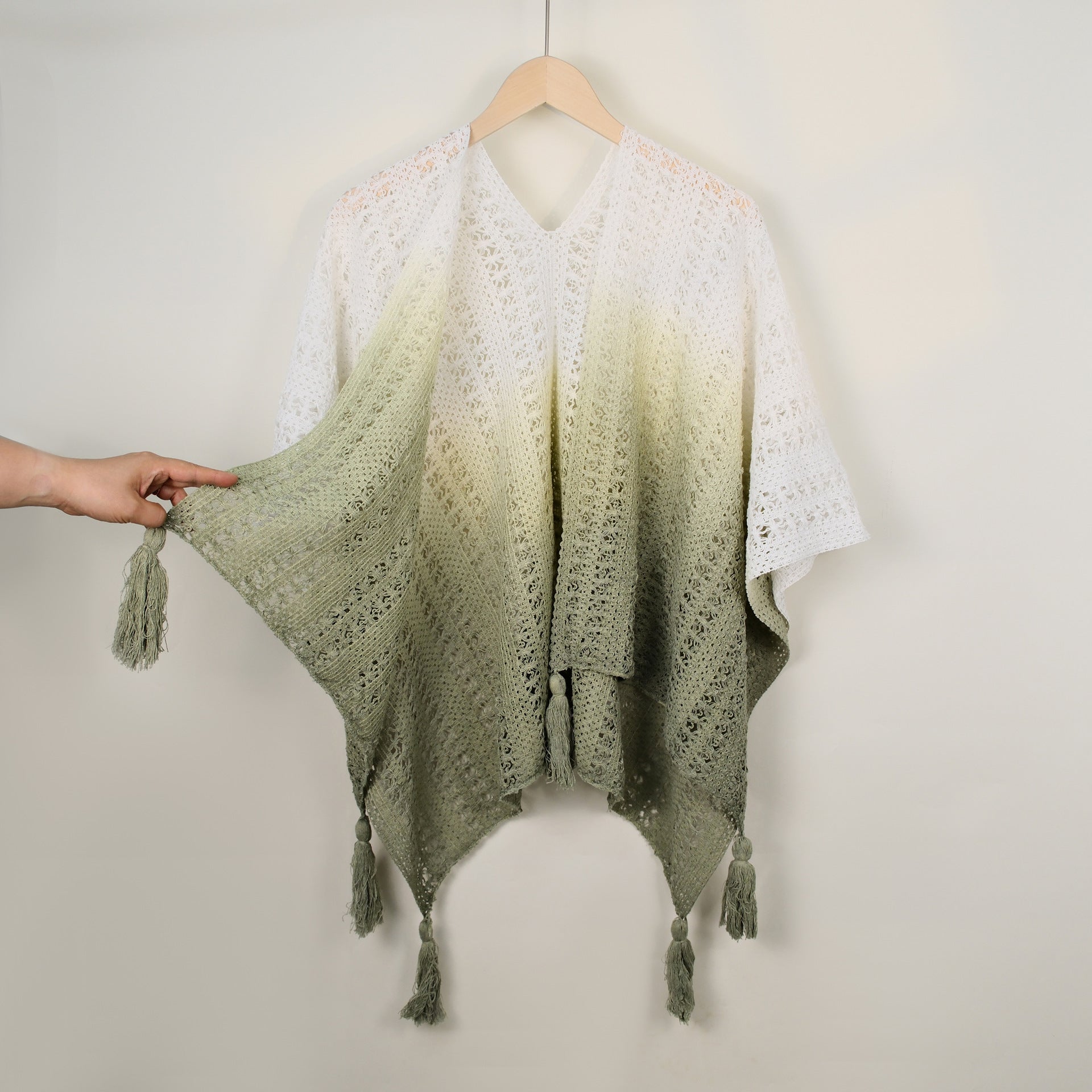 Lavinia Gradient Knitted Summer Poncho(Green)