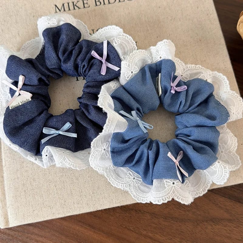 Moonlace Scrunchie