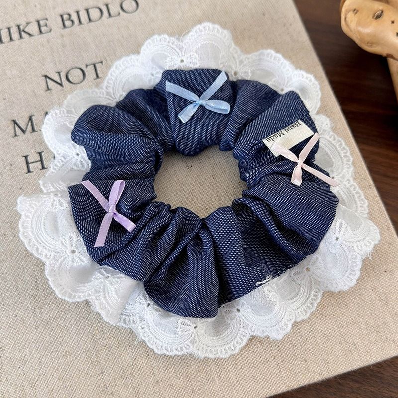 Moonlace Scrunchie
