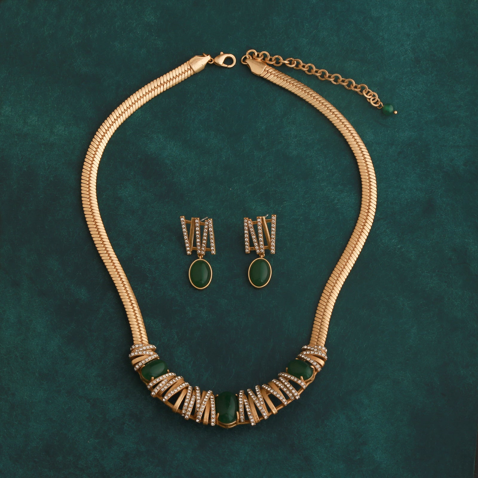 Trip Antique Necklace