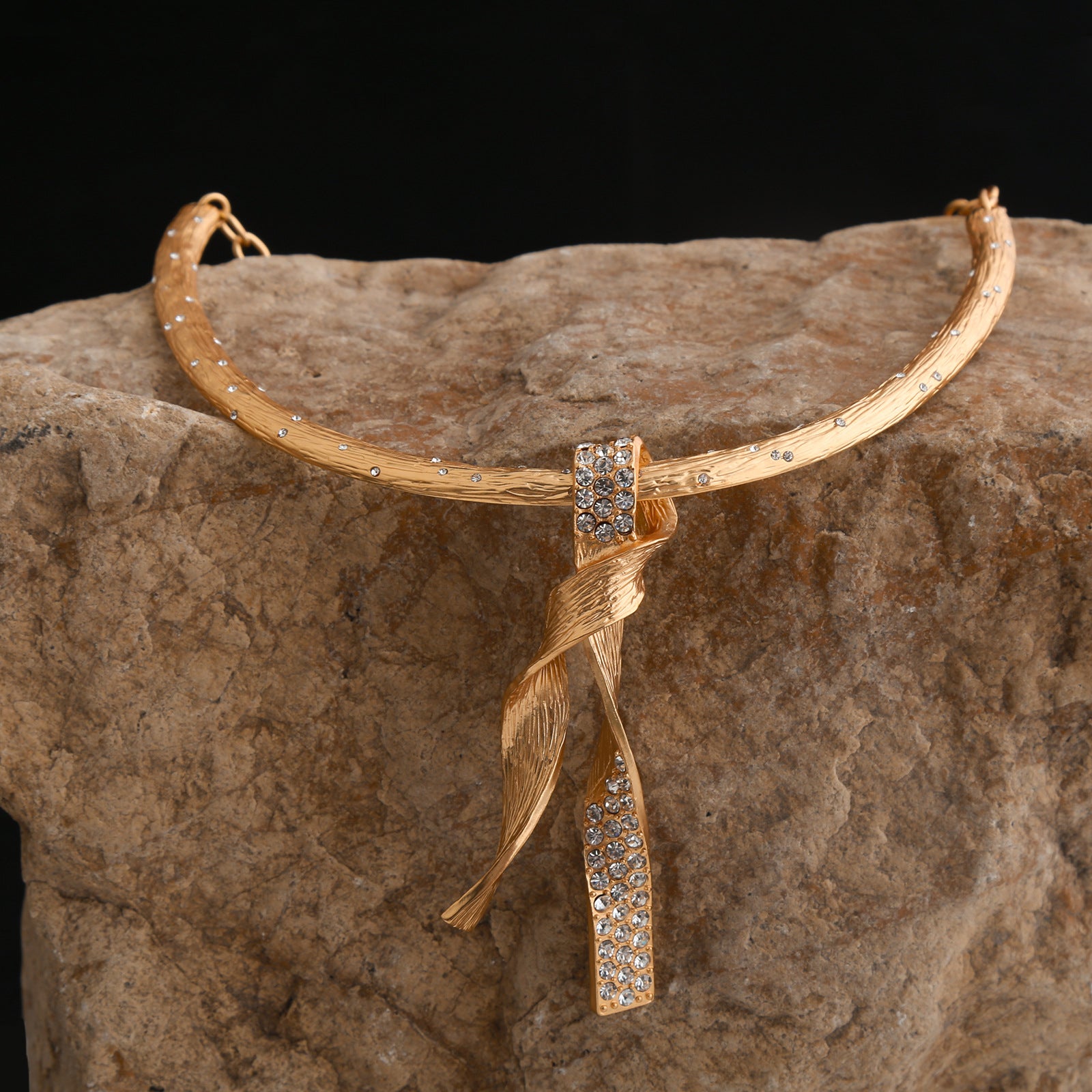Aurplume Antique Necklace