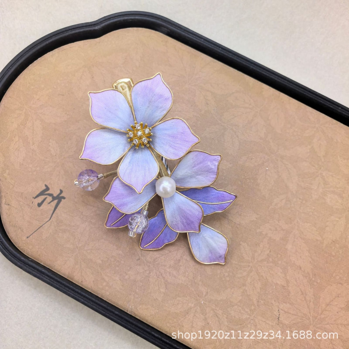 Seralyn Side Hair Clip
