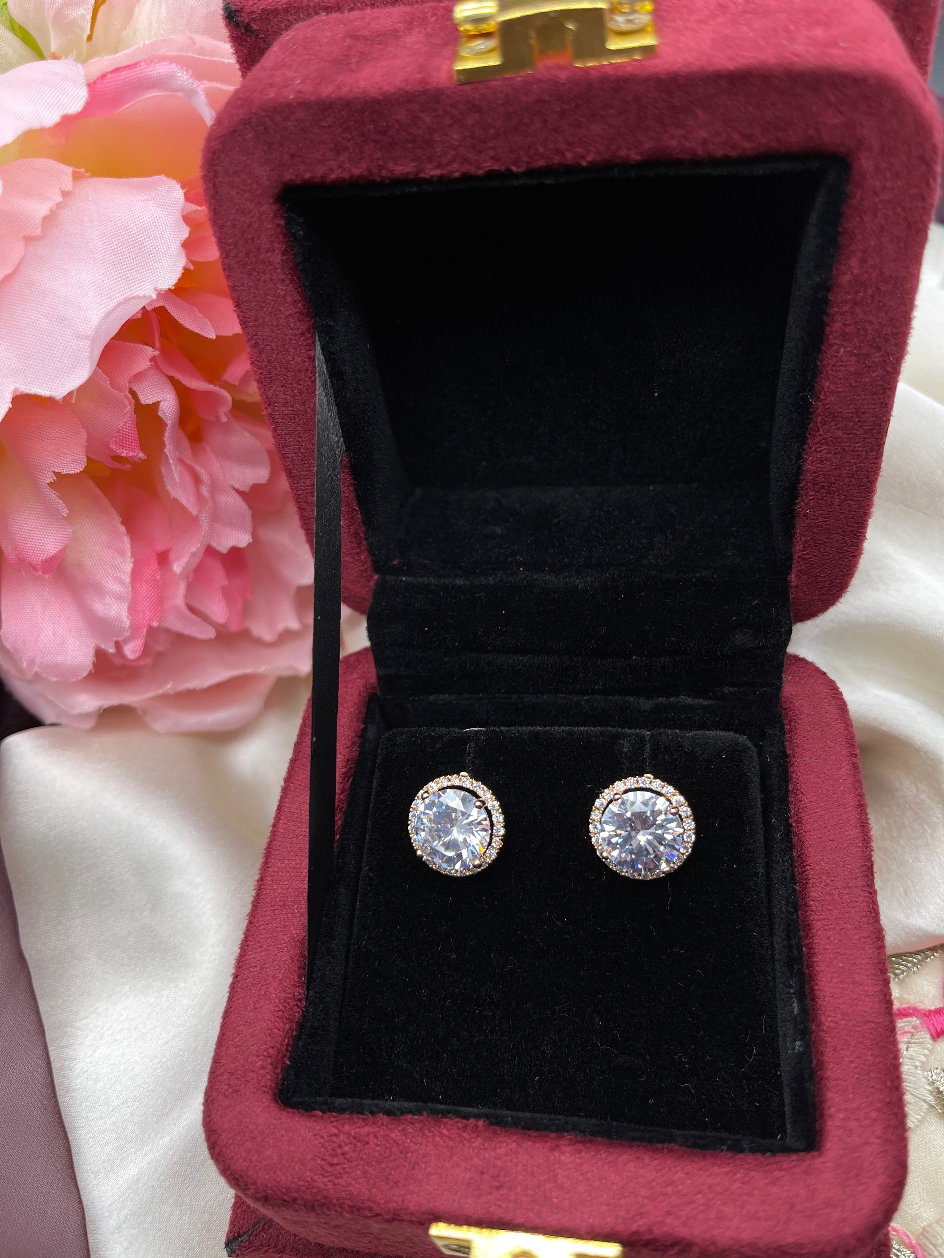 Solitaire Studs