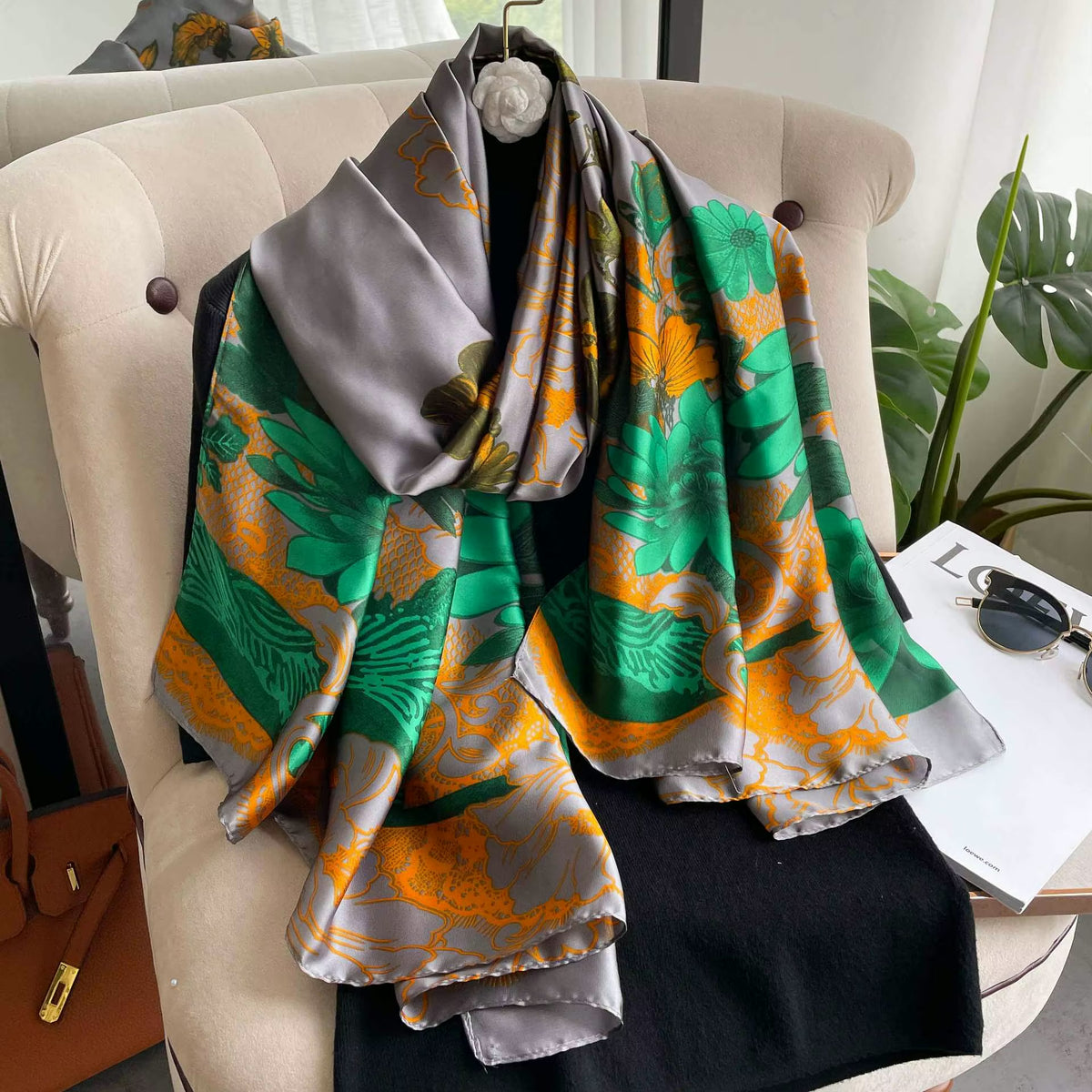 Kiwi Citrine Silk Stole