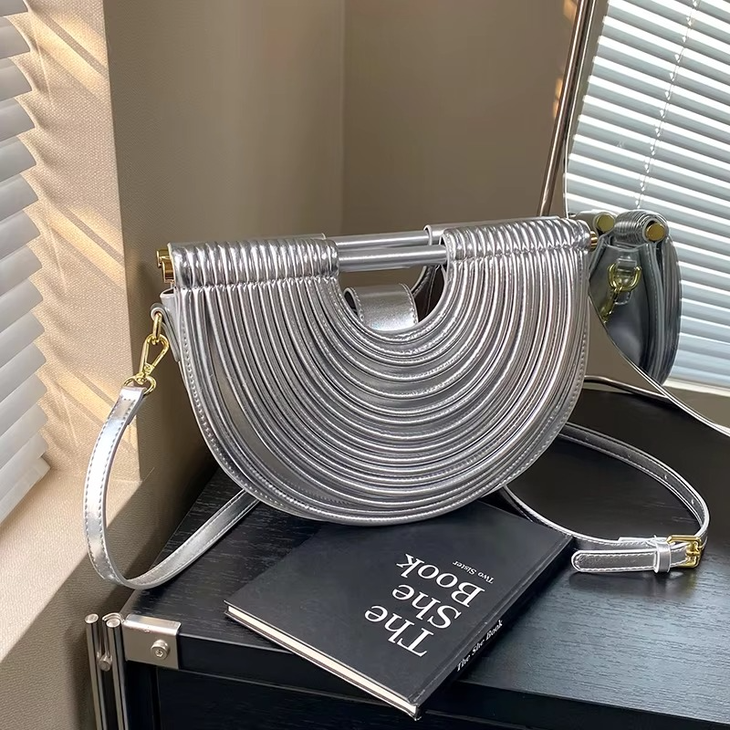 Sculpt Loop Vegan Leather Handbag (Silver)